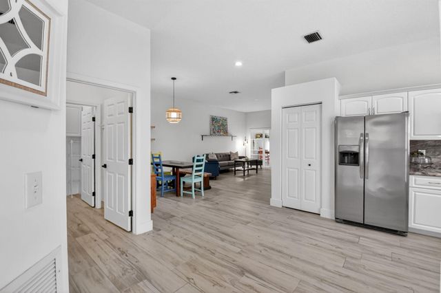 1813 Wood Fern Drive, Boynton Beach, FL 33436