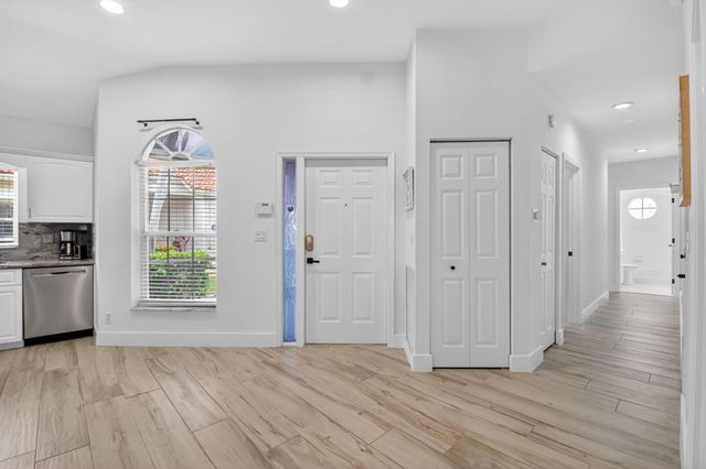 1813 Wood Fern Drive, Boynton Beach, FL 33436