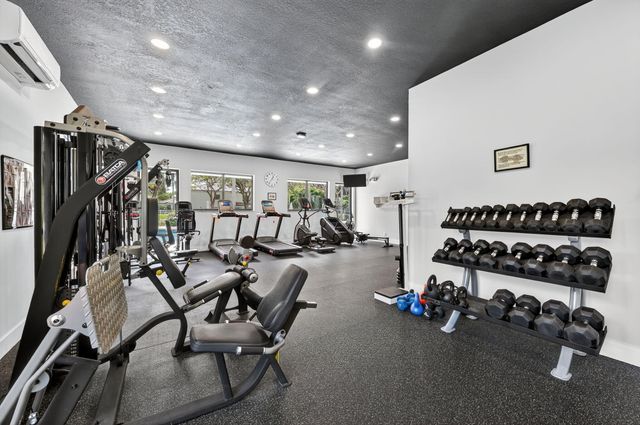 1813 Wood Fern Drive, Boynton Beach, FL 33436