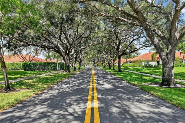 1813 Wood Fern Drive, Boynton Beach, FL 33436