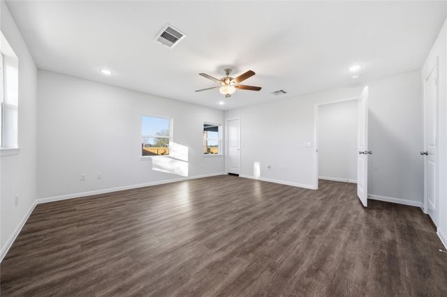 6623 County Road 4, Damon, TX 77430