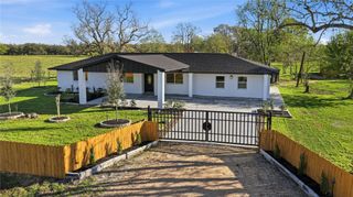 6623 County Road 4, Damon, TX 77430