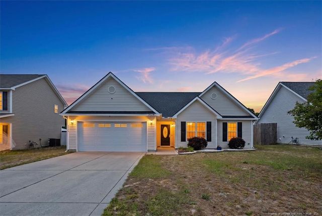 3624 Crosswinds Drive, Hope Mills, NC 28348