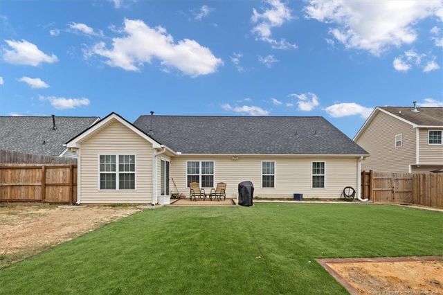 3624 Crosswinds Drive, Hope Mills, NC 28348