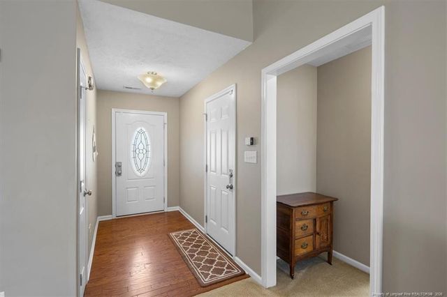 3624 Crosswinds Drive, Hope Mills, NC 28348