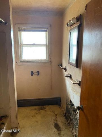 109 Fonda Road, Colonie, NY 12047