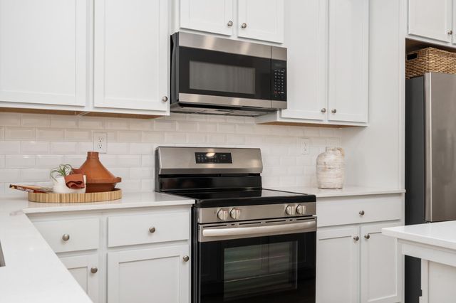 1477 Redbrick Lane, Clovis, CA 93619