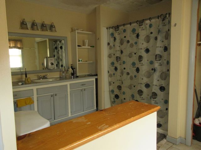 97 Lombard Street, Chicopee, MA 01020