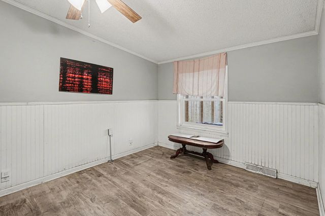 8896 Greer Rd, Lyles, TN 37098