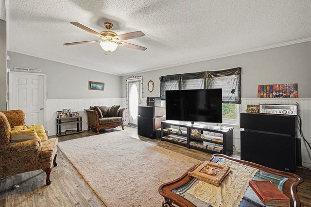 8896 Greer Rd, Lyles, TN 37098