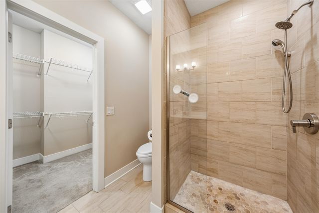 14501 Hickory Drive, Urbandale, IA 50323