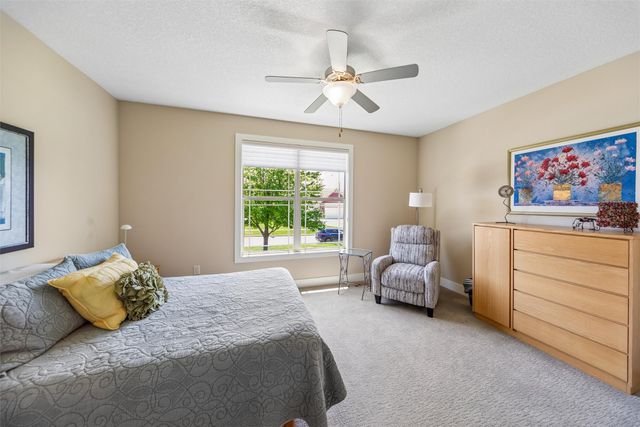 14501 Hickory Drive, Urbandale, IA 50323