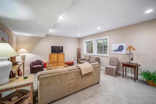 14501 Hickory Drive, Urbandale, IA 50323