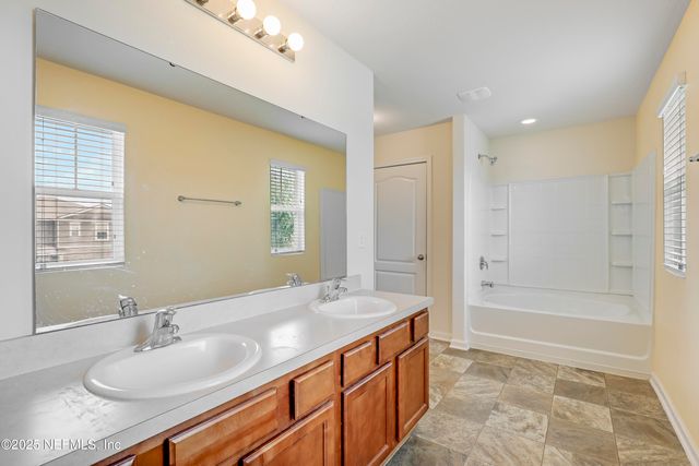 6775 SANDLE Drive, Jacksonville, FL 32219