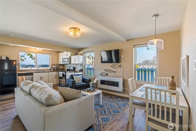 7456 Birch Bay Drive, Blaine, WA 98230