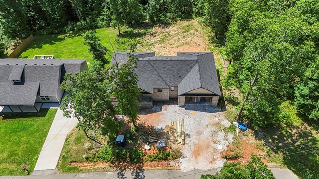 17 Leona, Bella Vista, AR 71715