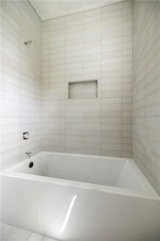 17 Leona, Bella Vista, AR 71715