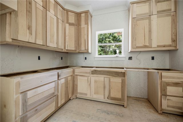 17 Leona, Bella Vista, AR 71715