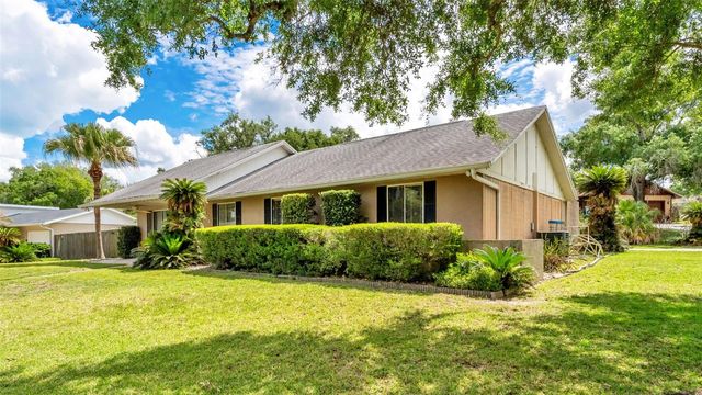 4904 FOXRUN, Lakeland, FL 33813