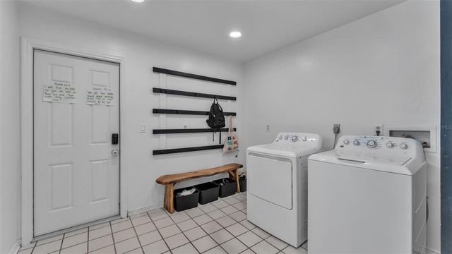 4904 FOXRUN, Lakeland, FL 33813