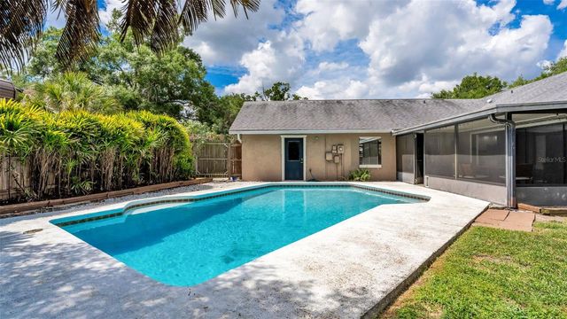 4904 FOXRUN, Lakeland, FL 33813