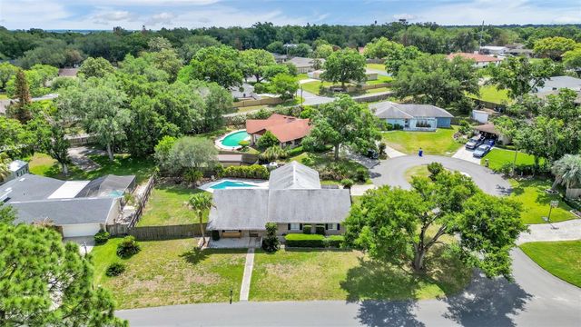 4904 FOXRUN, Lakeland, FL 33813