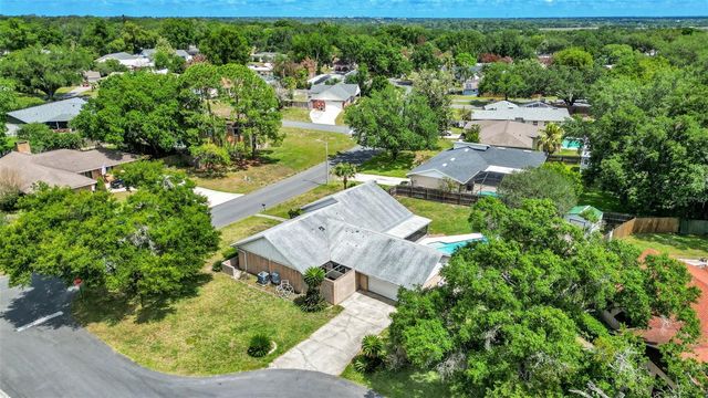 4904 FOXRUN, Lakeland, FL 33813