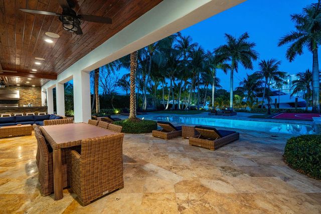 4130 NE 31st Avenue, Lighthouse Point, FL 33064