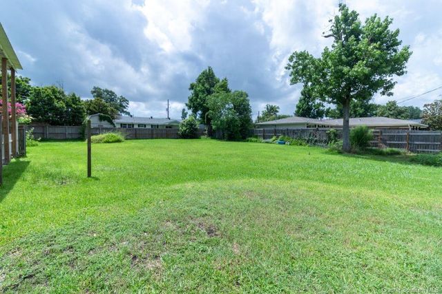 4326 Pleasant Drive, Lake Charles, LA 70605