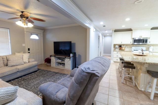 4326 Pleasant Drive, Lake Charles, LA 70605