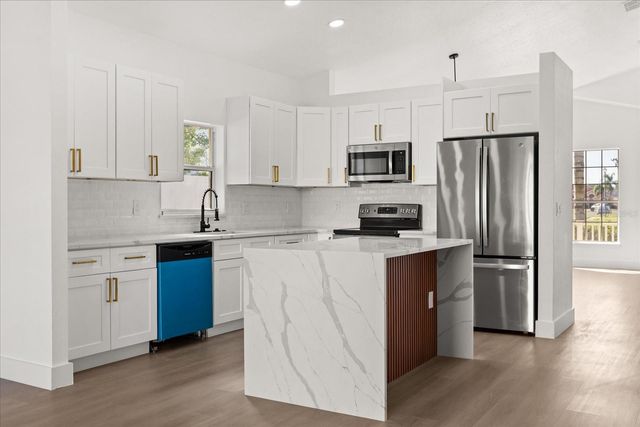 360 CONCH KEY WAY, Sanford, FL 32771