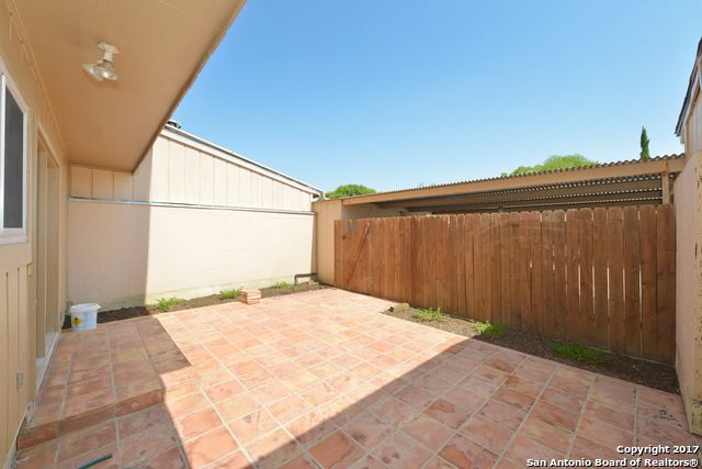 6607 CROWN RDG, San Antonio, TX 78239