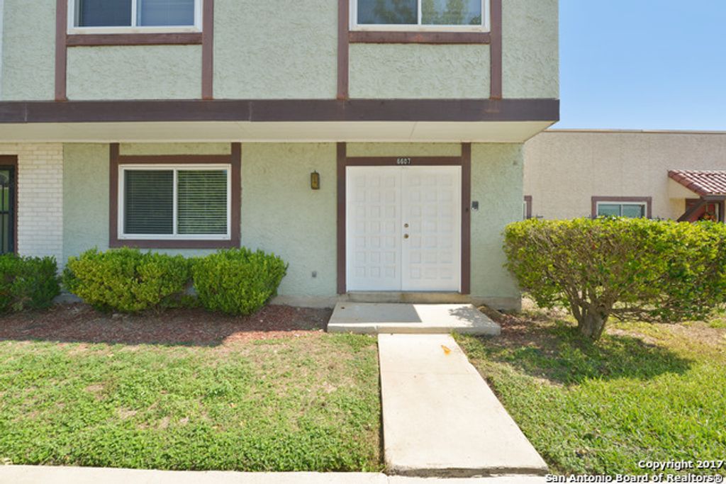 6607 CROWN RDG, San Antonio, TX 78239