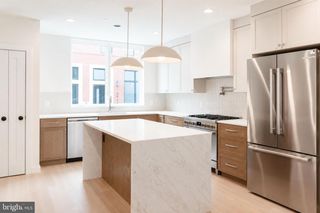 954 N 6TH ST, Philadelphia, PA 19123
