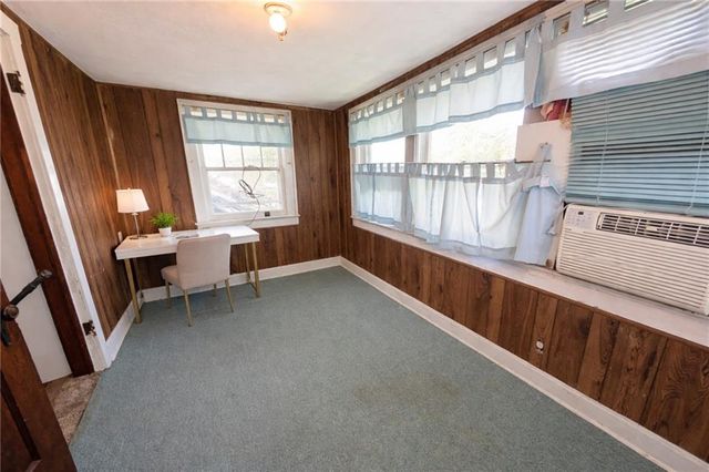 5727 Tracy Avenue, Kansas City, MO 64110