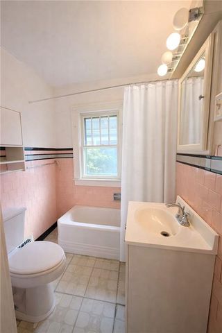 5727 Tracy Avenue, Kansas City, MO 64110