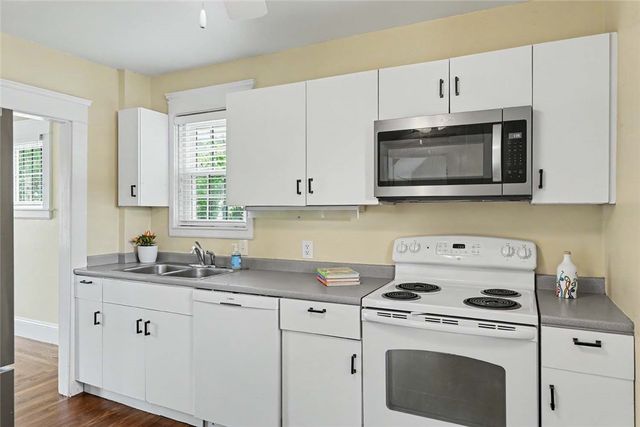 84 Glen Avenue, Cranston, RI 02905