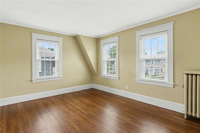 84 Glen Avenue, Cranston, RI 02905