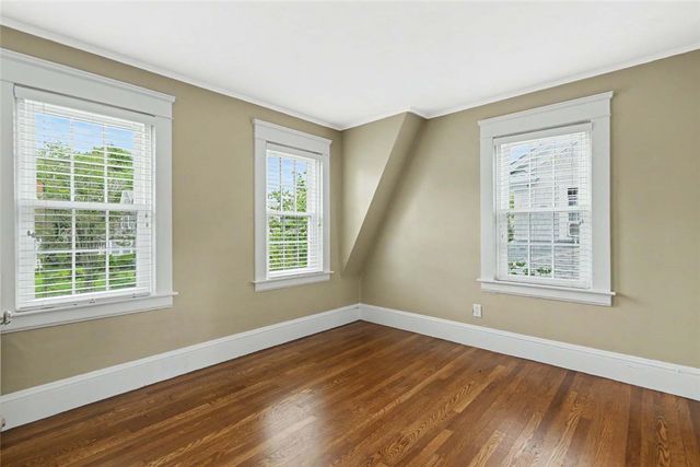 84 Glen Avenue, Cranston, RI 02905