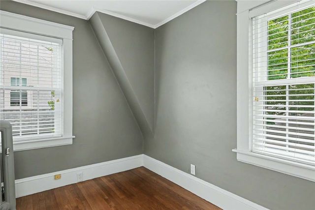 84 Glen Avenue, Cranston, RI 02905