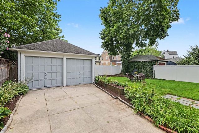84 Glen Avenue, Cranston, RI 02905