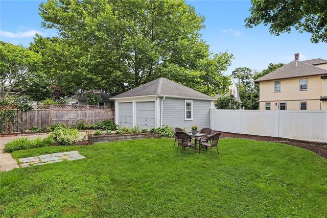 84 Glen Avenue, Cranston, RI 02905