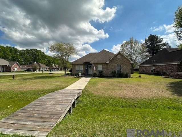 30488 Jo Ann St, Walker, LA 70785