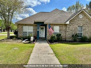 30488 Jo Ann St, Walker, LA 70785