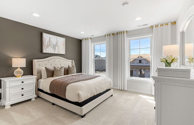 25 Sandtrap Cir 8, Walpole, MA 02081