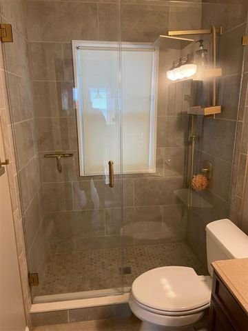 1129 Jennings Avenue, Benton Harbor, MI 49022