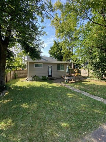 1129 Jennings Avenue, Benton Harbor, MI 49022