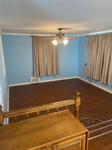 1129 Jennings Avenue, Benton Harbor, MI 49022