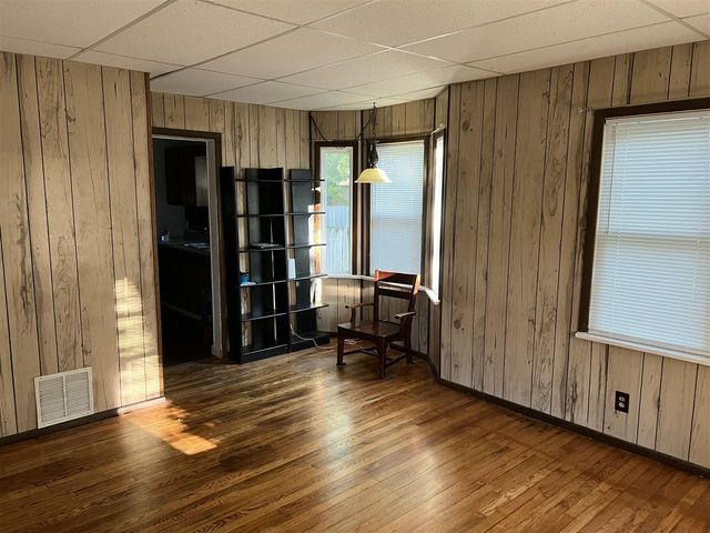 1129 Jennings Avenue, Benton Harbor, MI 49022