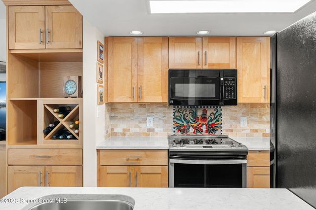 236 Beach Park Lane V83, Cape Canaveral, FL 32920